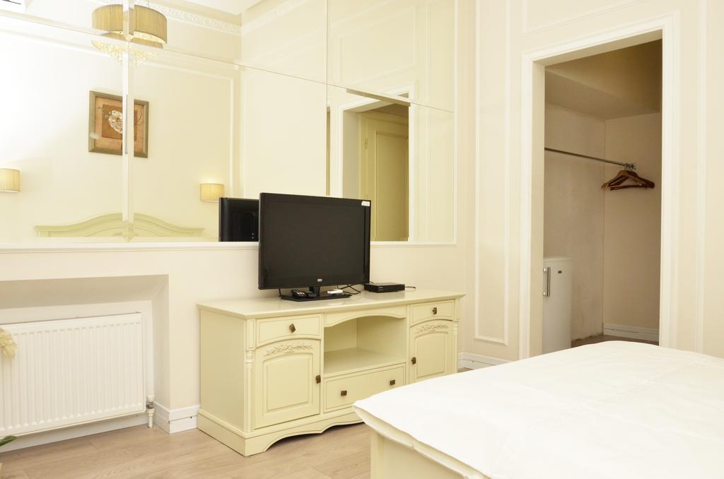 אודסה Hotel Menshikov מראה חיצוני תמונה