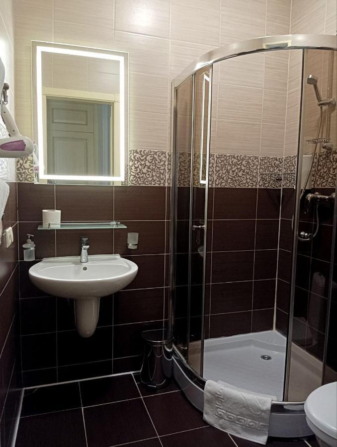 אודסה Hotel Menshikov מראה חיצוני תמונה