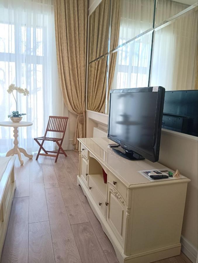 אודסה Hotel Menshikov מראה חיצוני תמונה