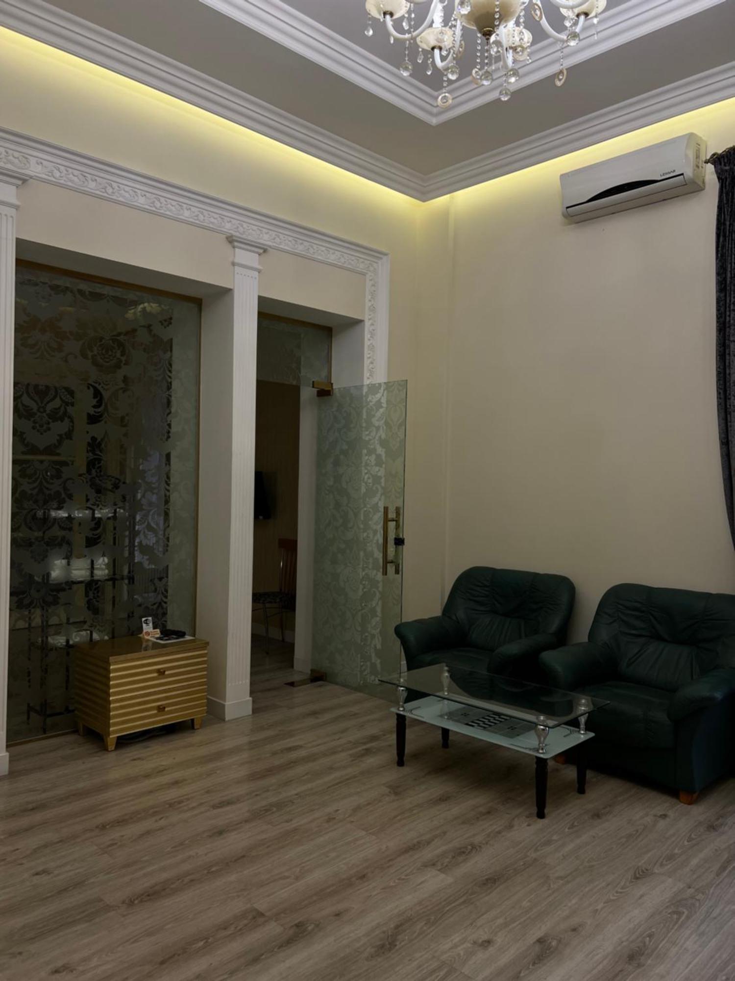 אודסה Hotel Menshikov מראה חיצוני תמונה