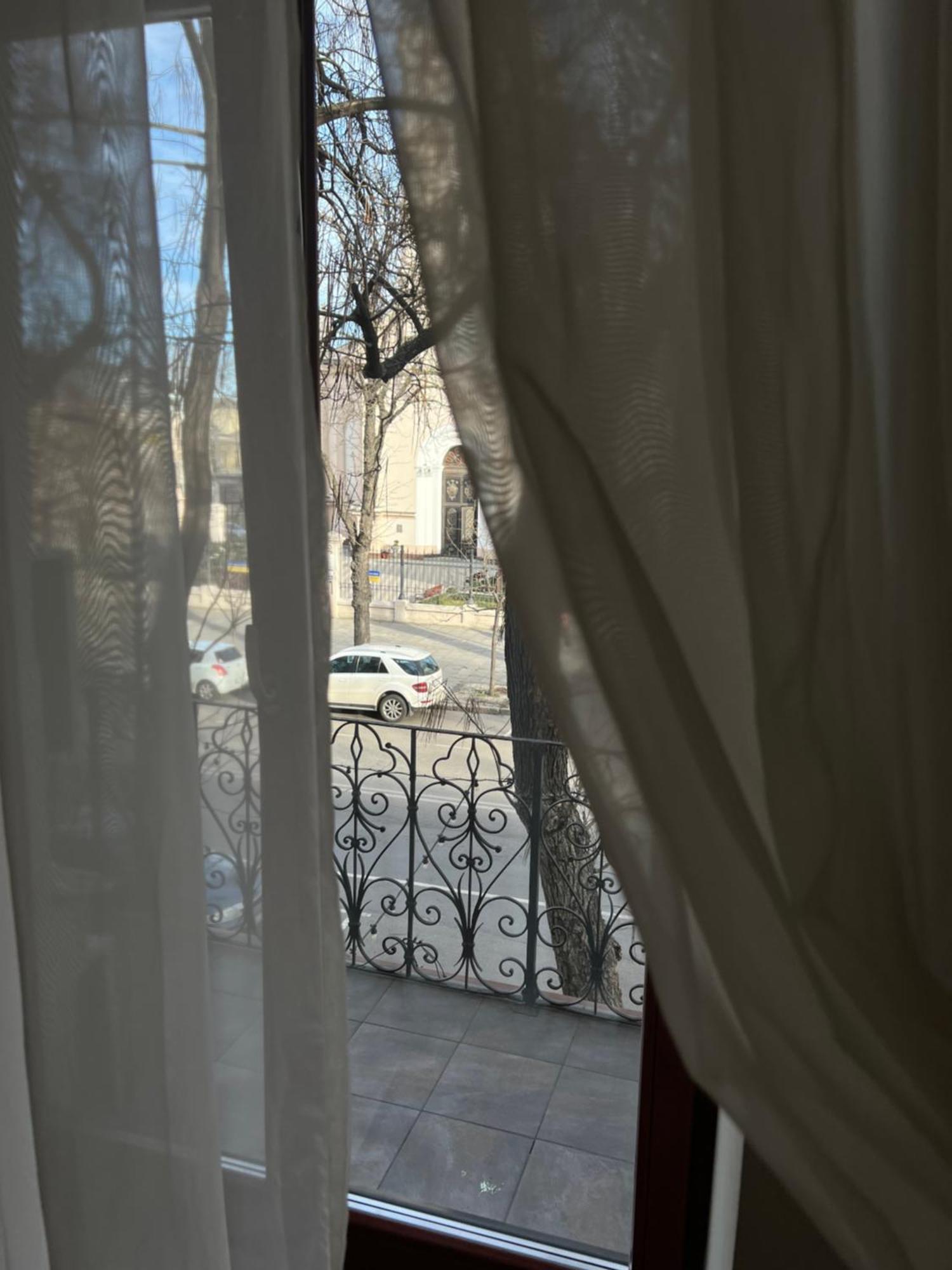 אודסה Hotel Menshikov מראה חיצוני תמונה